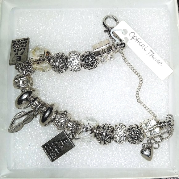 Optical Theme Beaded Bracelet - Picture 10 of 10